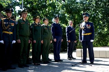 Поздравление с успешным окончанием военного ВУЗа (института)